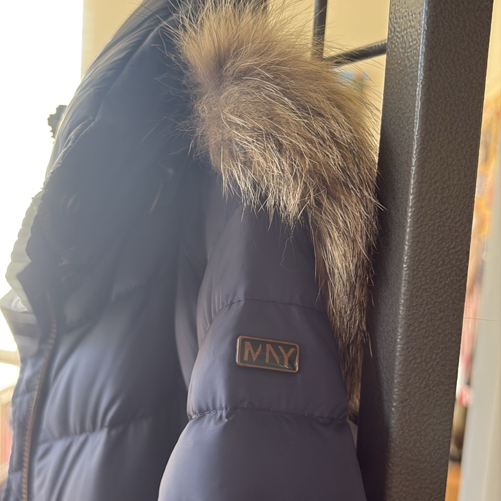 Marc NY Elegant Navy Puffer Coat with Fur Hood - Picture 10 of 14